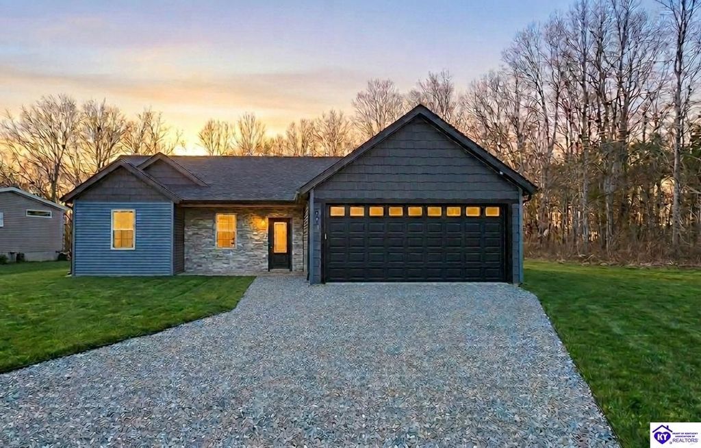 2480 Lake Road, Radcliff, KY 40160