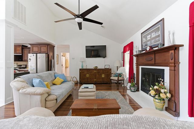91 Willow Oak Circle, North Charleston, SC 29418