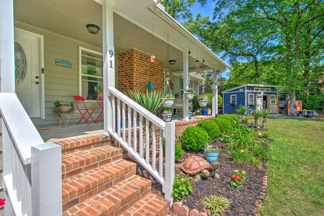 91 Willow Oak Circle, North Charleston, SC 29418