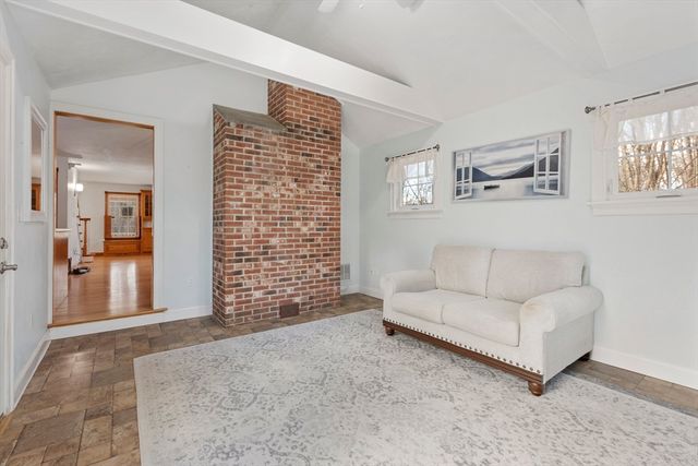 147 West Street, Douglas, MA 01516