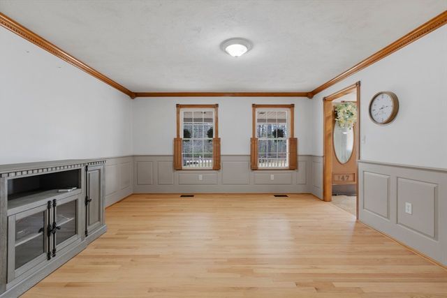 147 West Street, Douglas, MA 01516