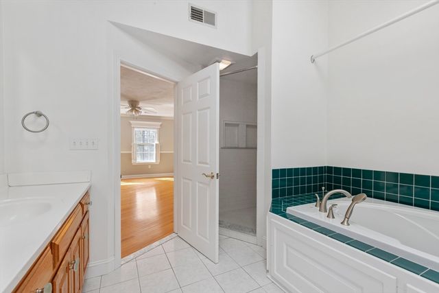 147 West Street, Douglas, MA 01516