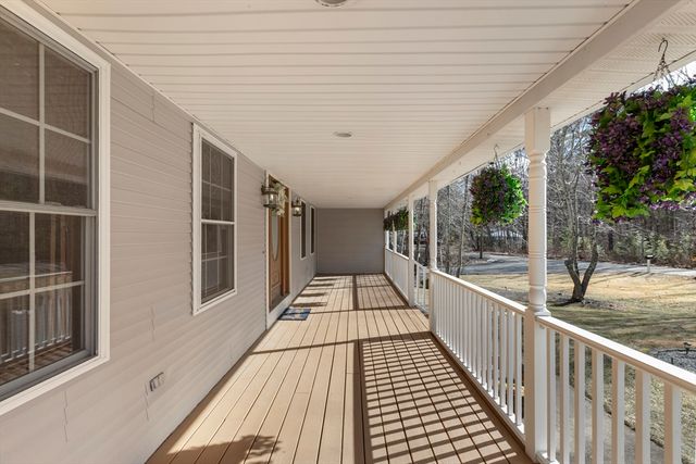 147 West Street, Douglas, MA 01516