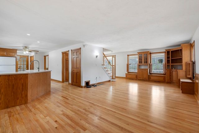 147 West Street, Douglas, MA 01516