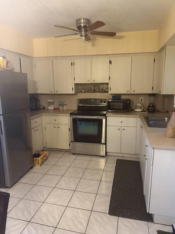 15100 NE 13th Avenue, North Miami Beach, FL 33162