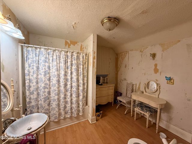 1127 Varland Avenue, Toledo, OH 43605