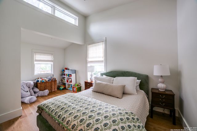 215 Circle Street, San Antonio, TX 78209