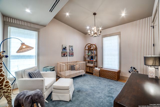 215 Circle Street, San Antonio, TX 78209
