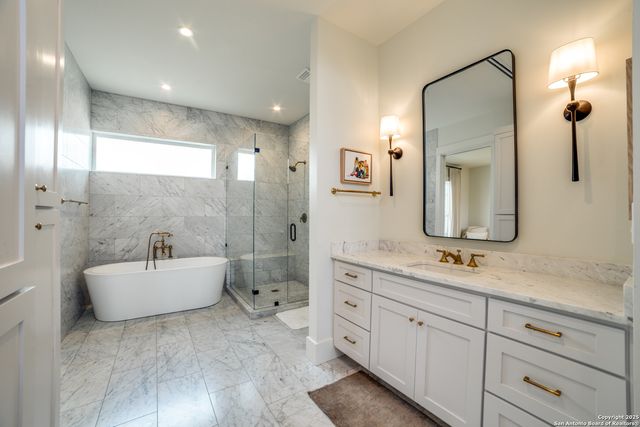 215 Circle Street, San Antonio, TX 78209