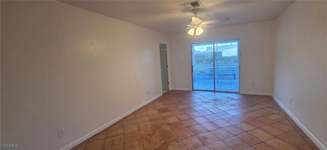 3609 SE 9th PL, Cape Coral, FL 33904