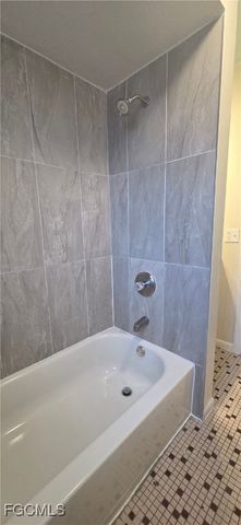 3609 SE 9th PL, Cape Coral, FL 33904