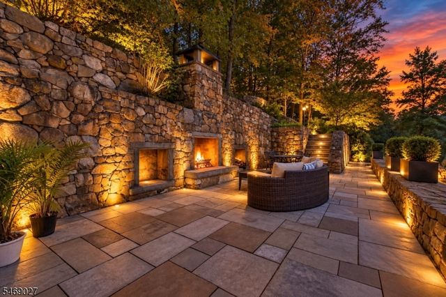 255 Smull Ave, North Caldwell Boro, NJ 07006