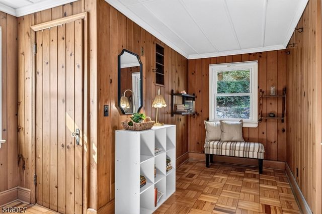 255 Smull Ave, North Caldwell Boro, NJ 07006