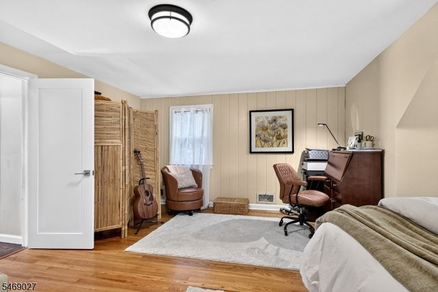 255 Smull Ave, North Caldwell Boro, NJ 07006