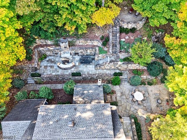 255 Smull Ave, North Caldwell Boro, NJ 07006