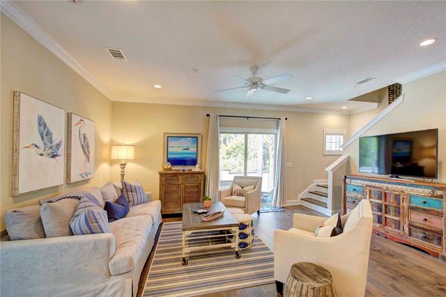 205 Mariners Circle, St Simons Island, GA 31522