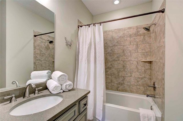 205 Mariners Circle, St Simons Island, GA 31522