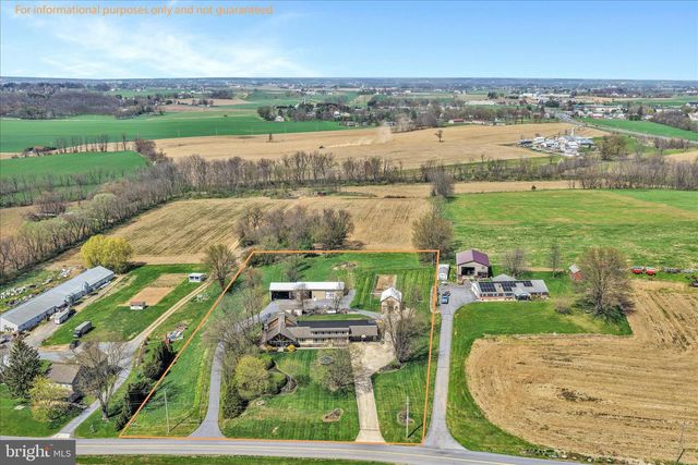 219 OLD MILL RD, Newmanstown, PA 17073