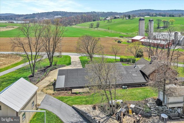 219 OLD MILL RD, Newmanstown, PA 17073