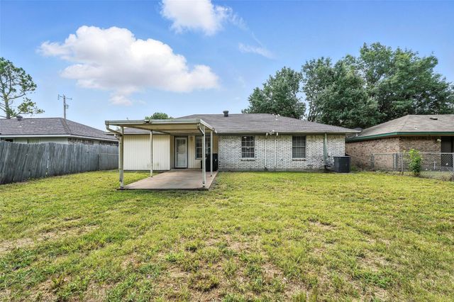 817 Thedford Road, Seagoville, TX 75159