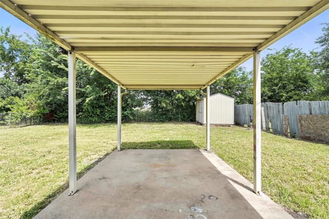 817 Thedford Road, Seagoville, TX 75159
