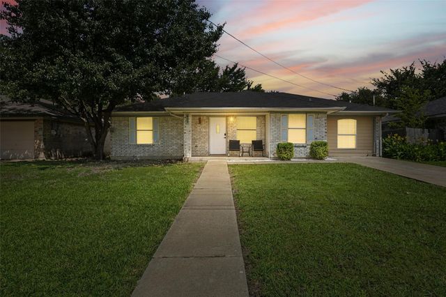 817 Thedford Road, Seagoville, TX 75159