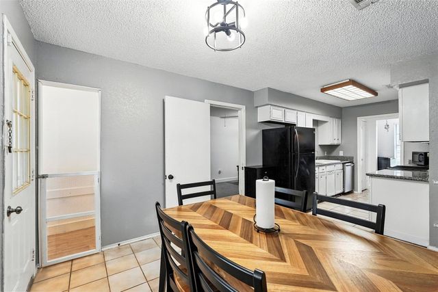 817 Thedford Road, Seagoville, TX 75159