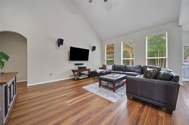 9223 Wapiti Trail, Conroe, TX 77303