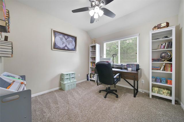 9223 Wapiti Trail, Conroe, TX 77303