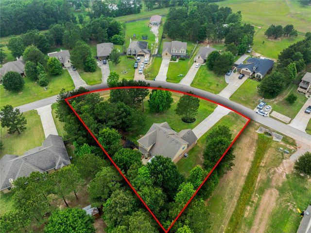 9223 Wapiti Trail, Conroe, TX 77303