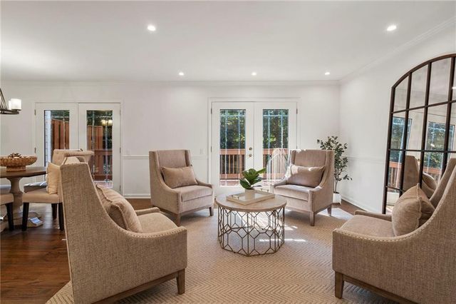 504 Dunwoody Chace, Atlanta, GA 30328