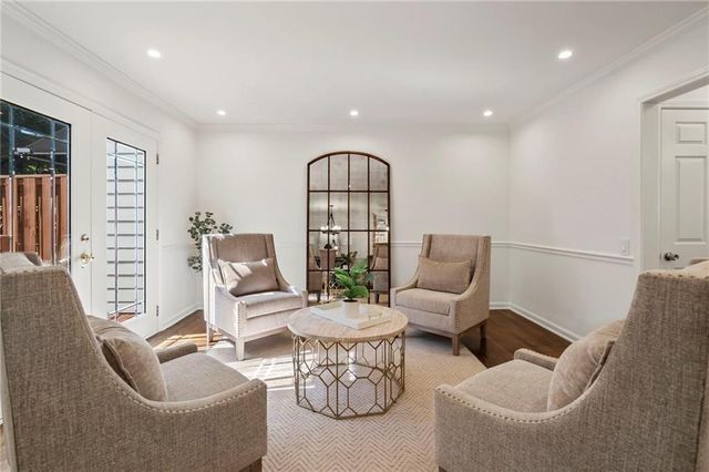 504 Dunwoody Chace, Atlanta, GA 30328