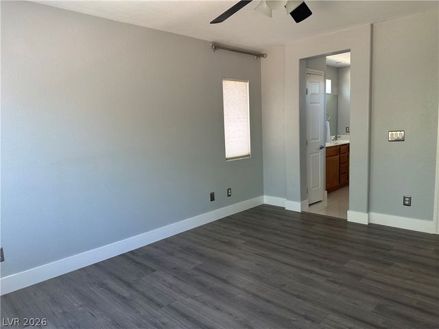 11106 Evvie Lane, Las Vegas, NV 89135
