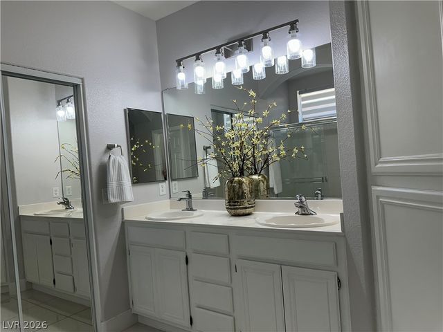 11106 Evvie Lane, Las Vegas, NV 89135