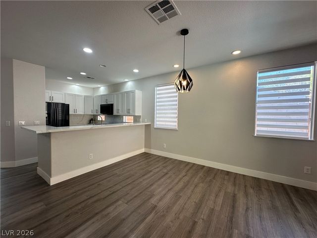 11106 Evvie Lane, Las Vegas, NV 89135