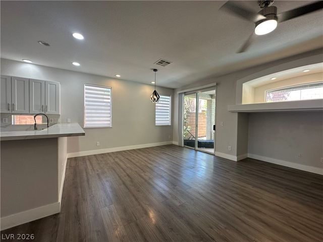 11106 Evvie Lane, Las Vegas, NV 89135