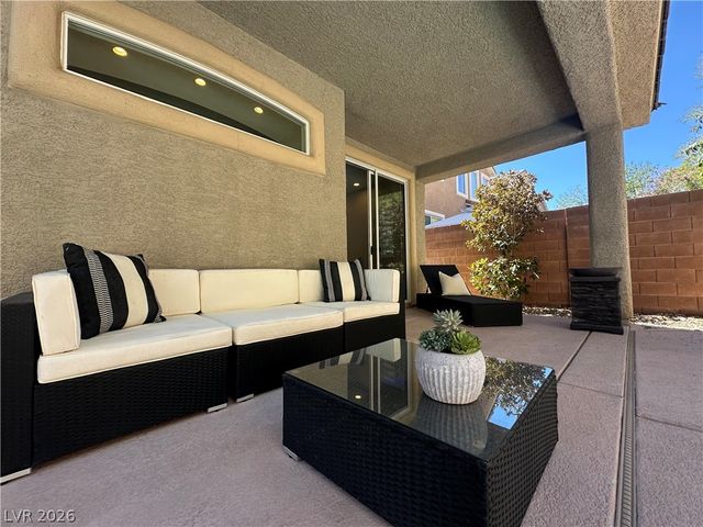 11106 Evvie Lane, Las Vegas, NV 89135
