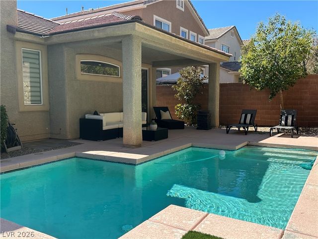 11106 Evvie Lane, Las Vegas, NV 89135