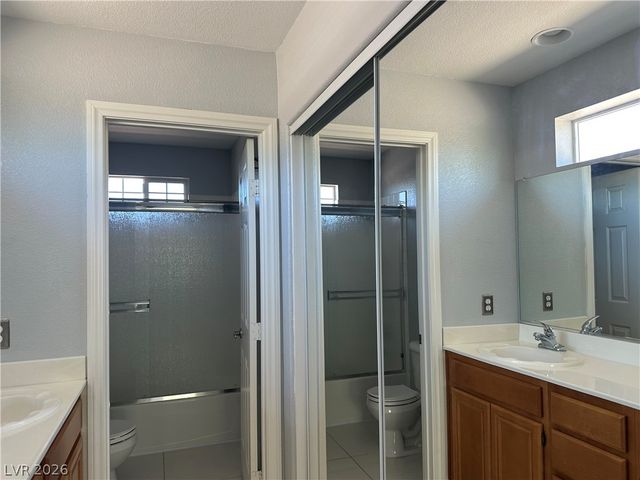 11106 Evvie Lane, Las Vegas, NV 89135