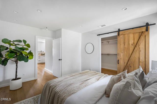 11211 Osborne Street, Sylmar (los Angeles), CA 91342