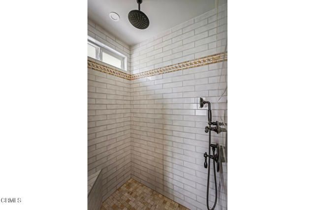 11211 Osborne Street, Sylmar (los Angeles), CA 91342