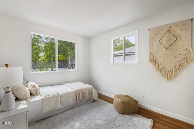 11211 Osborne Street, Sylmar (los Angeles), CA 91342