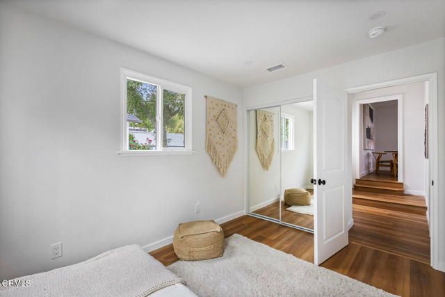 11211 Osborne Street, Sylmar (los Angeles), CA 91342