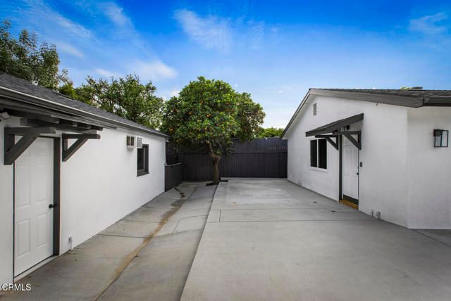 11211 Osborne Street, Sylmar (los Angeles), CA 91342