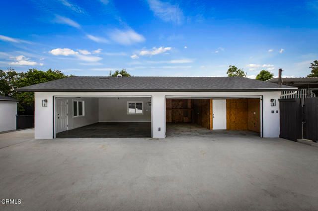 11211 Osborne Street, Sylmar (los Angeles), CA 91342