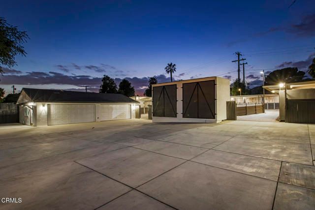 11211 Osborne Street, Sylmar (los Angeles), CA 91342