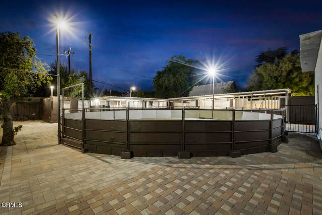 11211 Osborne Street, Sylmar (los Angeles), CA 91342