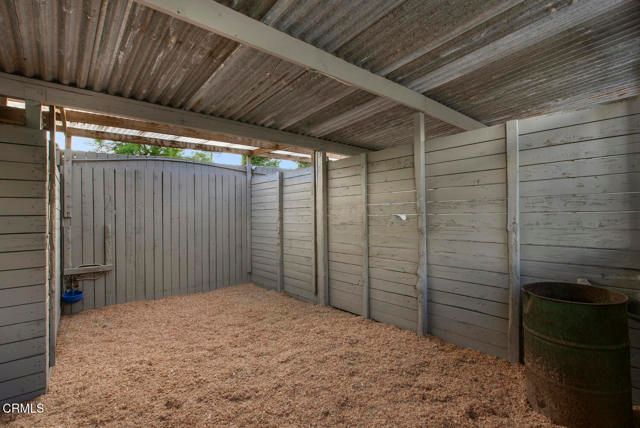 11211 Osborne Street, Sylmar (los Angeles), CA 91342