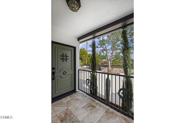 11211 Osborne Street, Sylmar (los Angeles), CA 91342