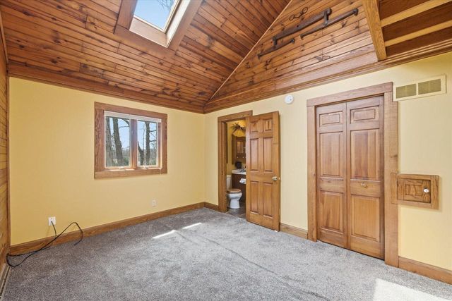 9561 Maple Tree ROAD, Kewaskum, WI 53040